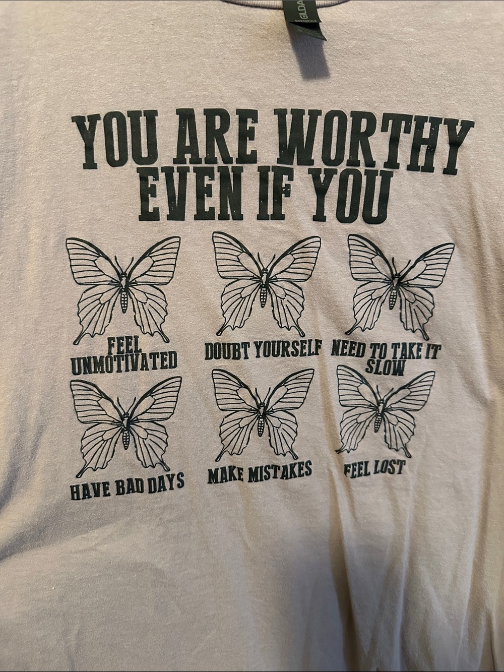 Gildan Mauve Pink "You Are Worthy" Butterfly Graphic Tee - Picture 3 of 4